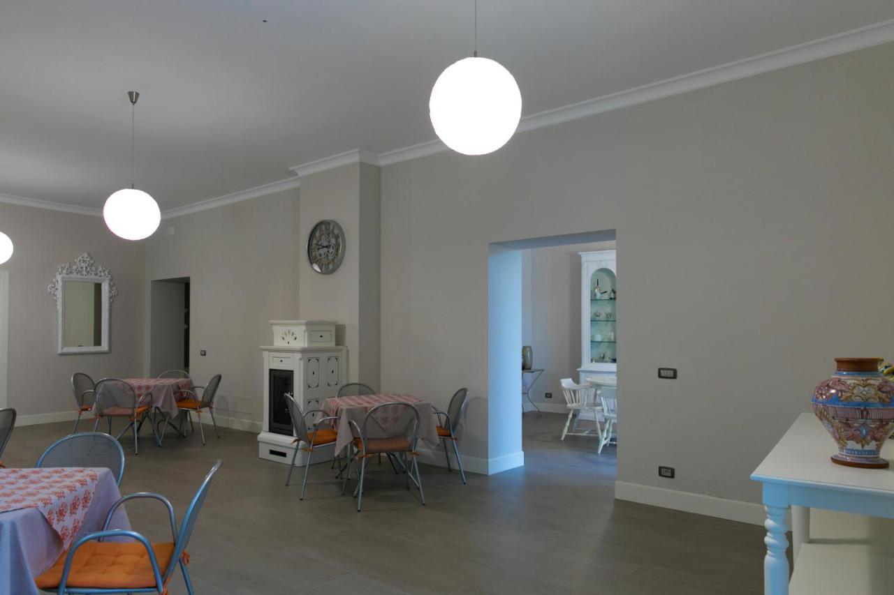 Villa Pampalone - B&B In Dimora Storica Трапані Екстер'єр фото
