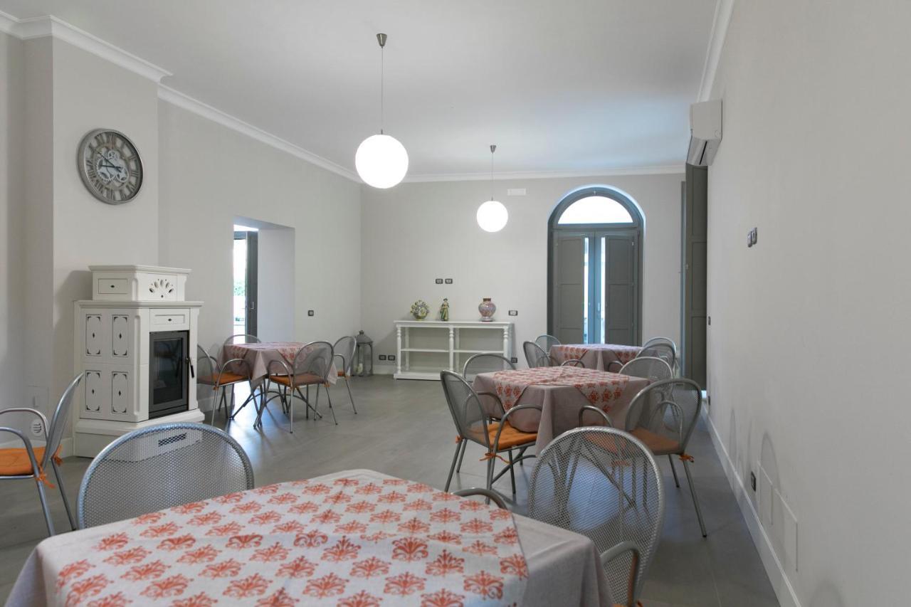 Villa Pampalone - B&B In Dimora Storica Трапані Екстер'єр фото