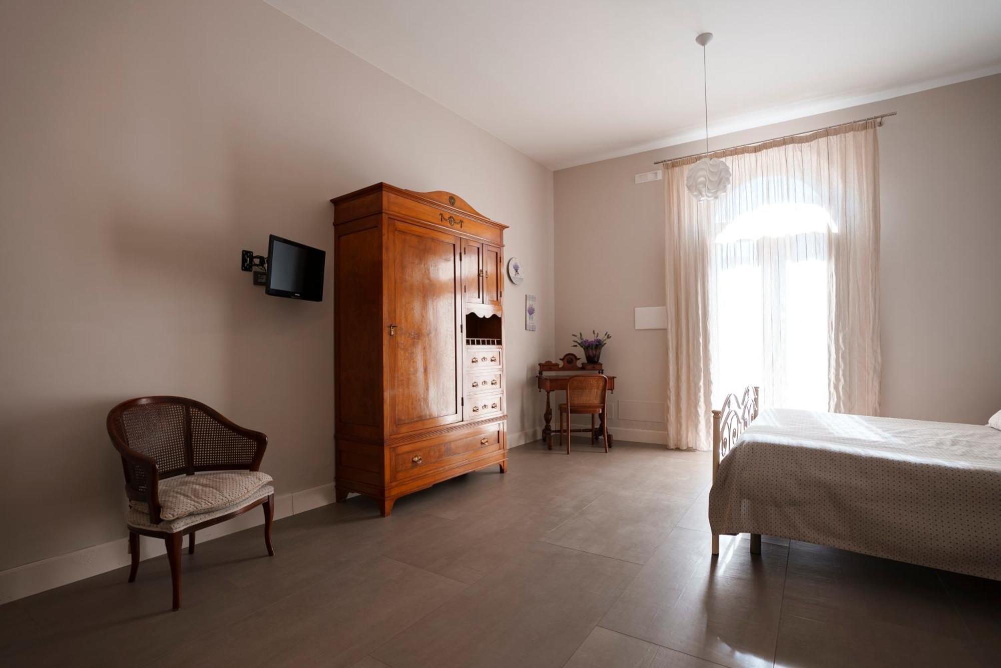 Villa Pampalone - B&B In Dimora Storica Трапані Екстер'єр фото